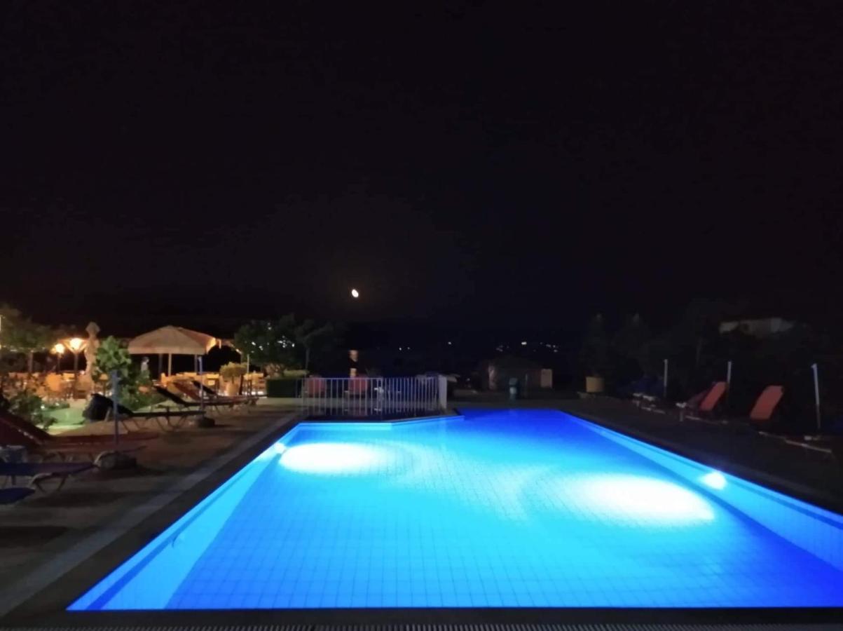 Sofia Beach Apartments Kavos Exterior photo