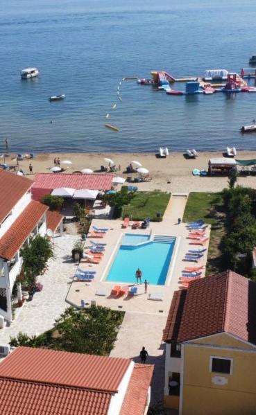 Sofia Beach Apartments Kavos Exterior photo