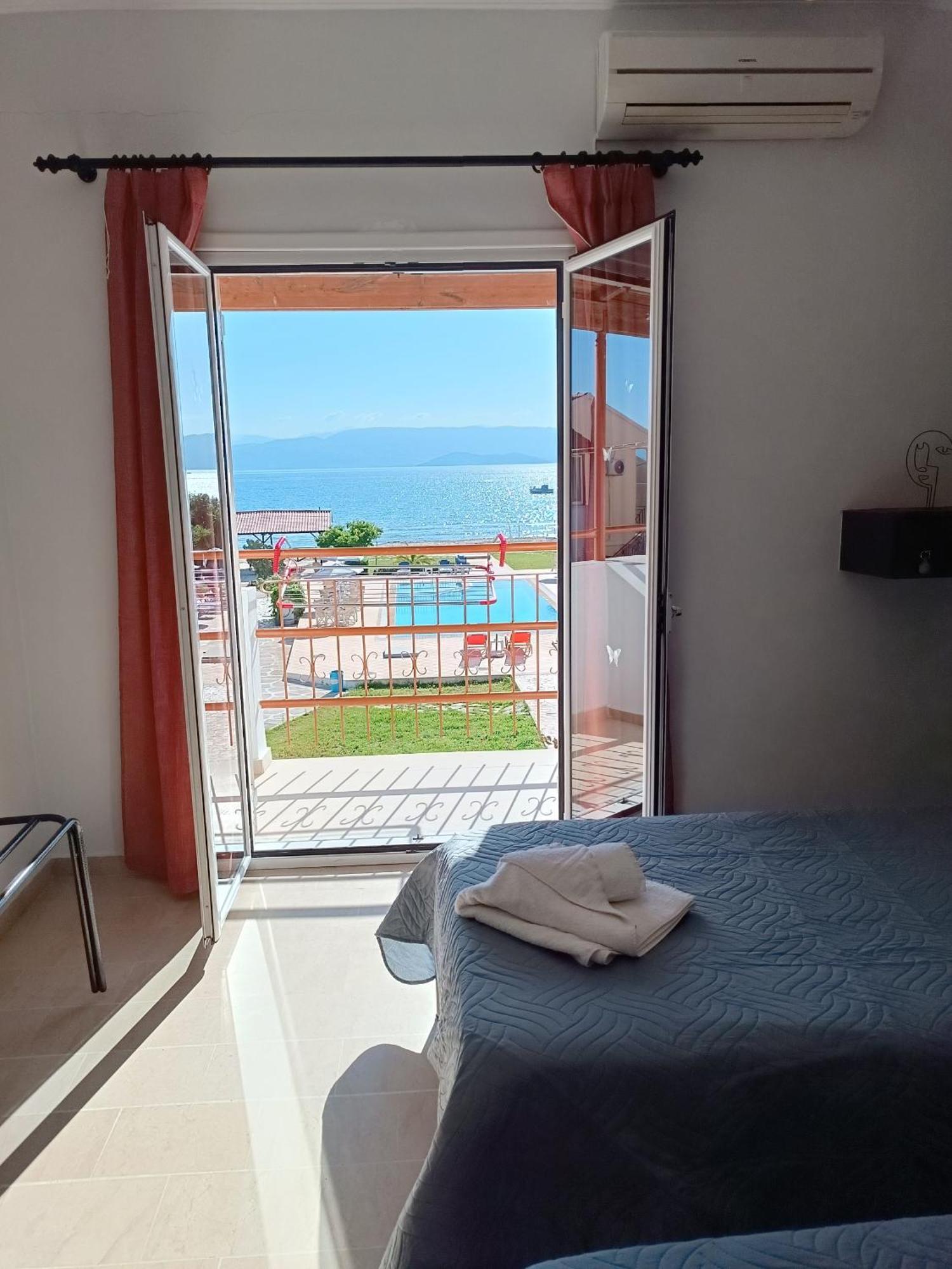 Sofia Beach Apartments Kavos Exterior photo